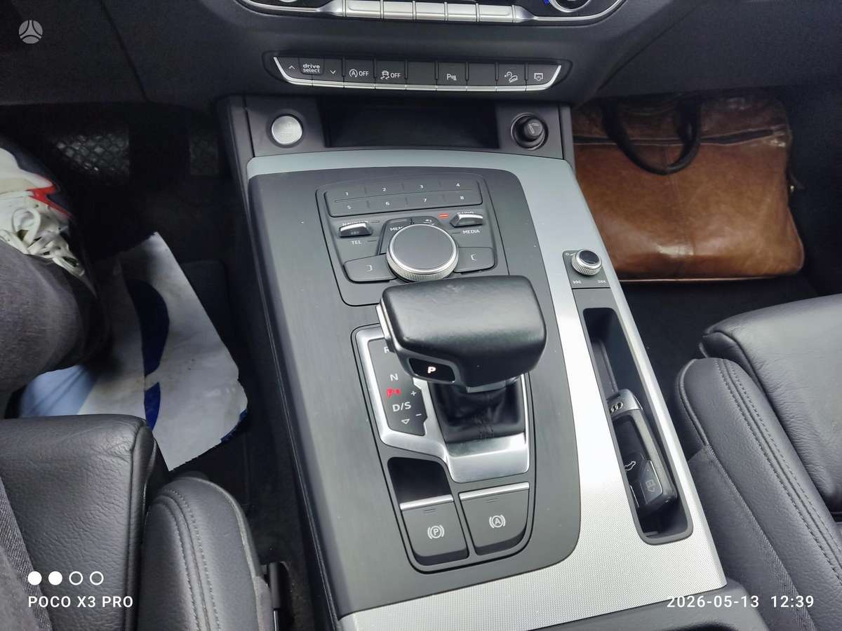 Audi Q5, 2.0 l., Внедорожник / Кроссовер