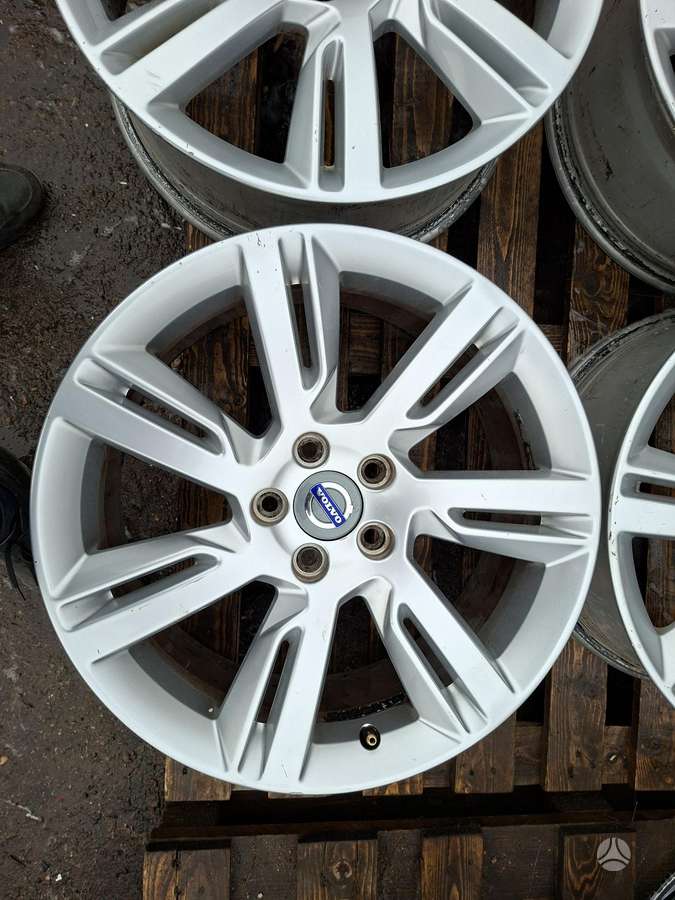Volvo ET55, легкосплавные , R18