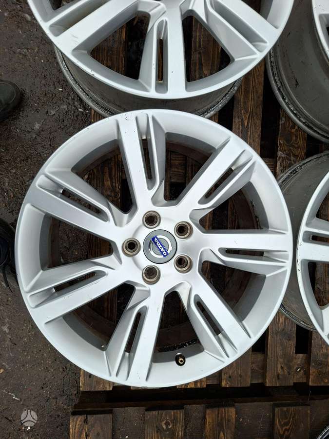 Volvo ET55, lengvojo lydinio, R18