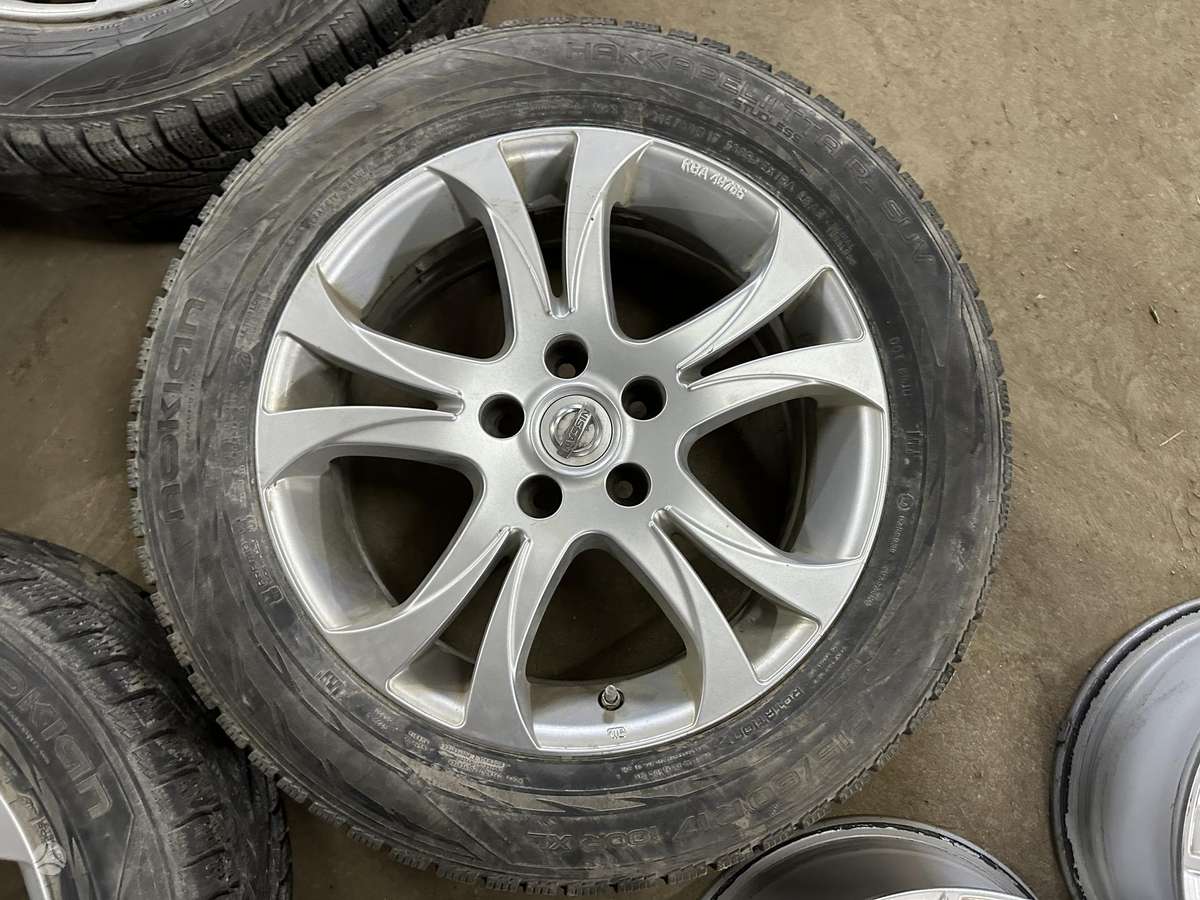 Nissan, lengvojo lydinio, R17