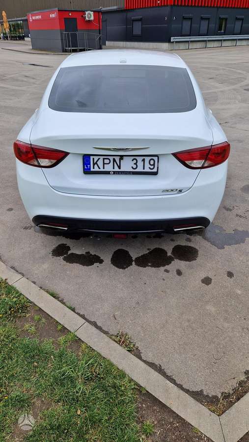 Chrysler 200, 2.4 l., Седан