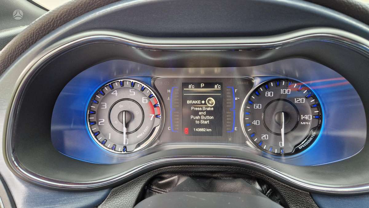 Chrysler 200, 2.4 l., Седан