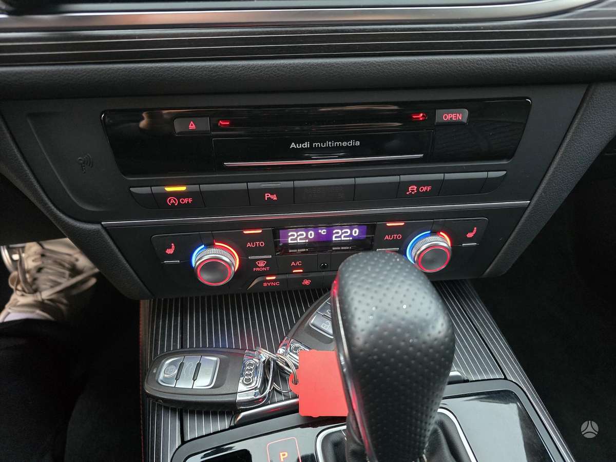 Audi A6, 3.0 l., universalas