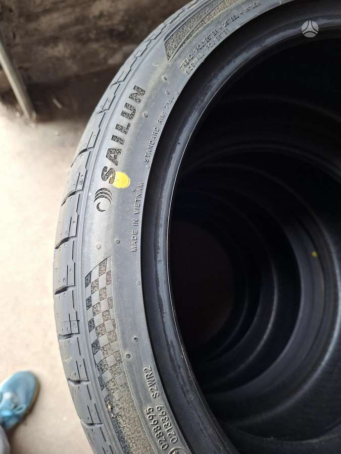 Sailun, летние 215/40 R17