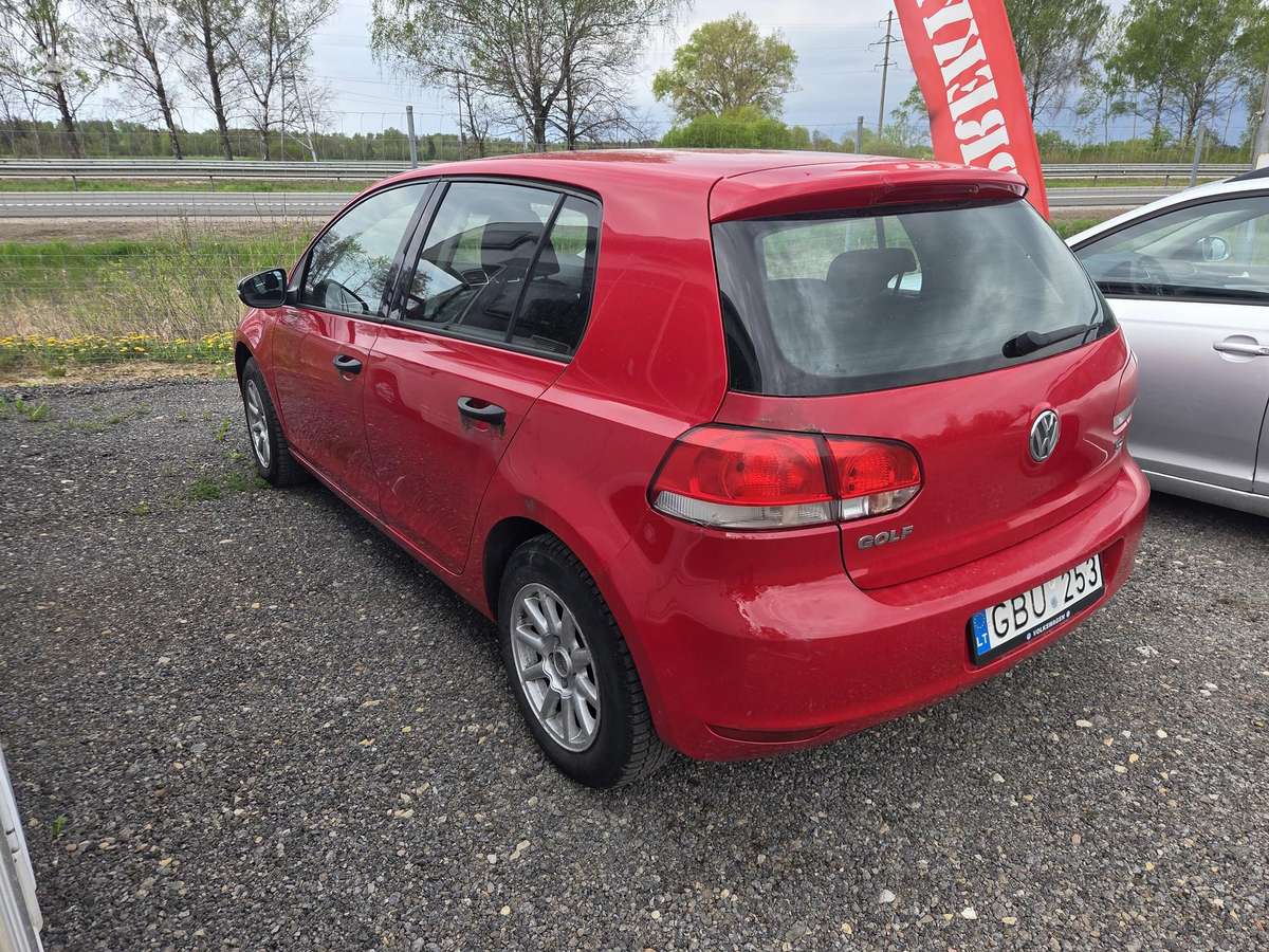 Volkswagen Golf, 1.6 l., hatchback