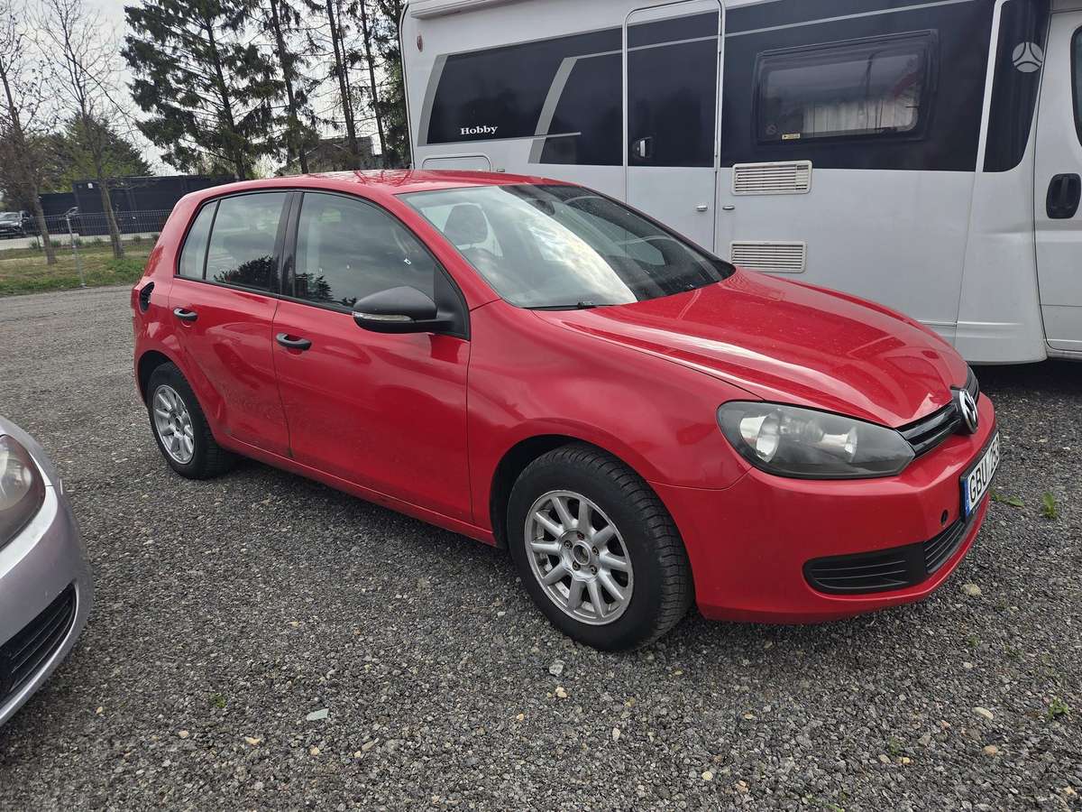 Volkswagen Golf, 1.6 l., hatchback