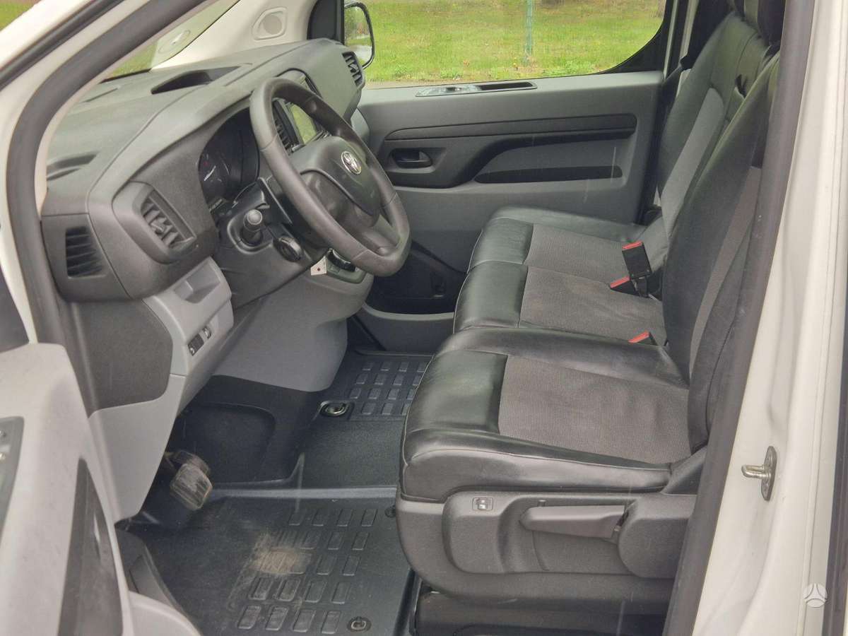 Toyota Proace - 10
