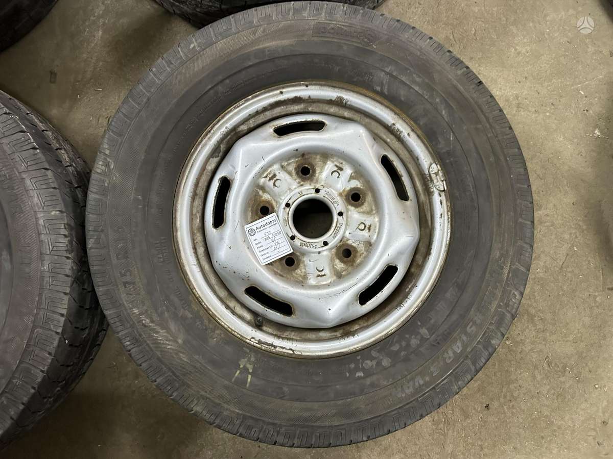 Ford, plieniniai štampuoti, R16