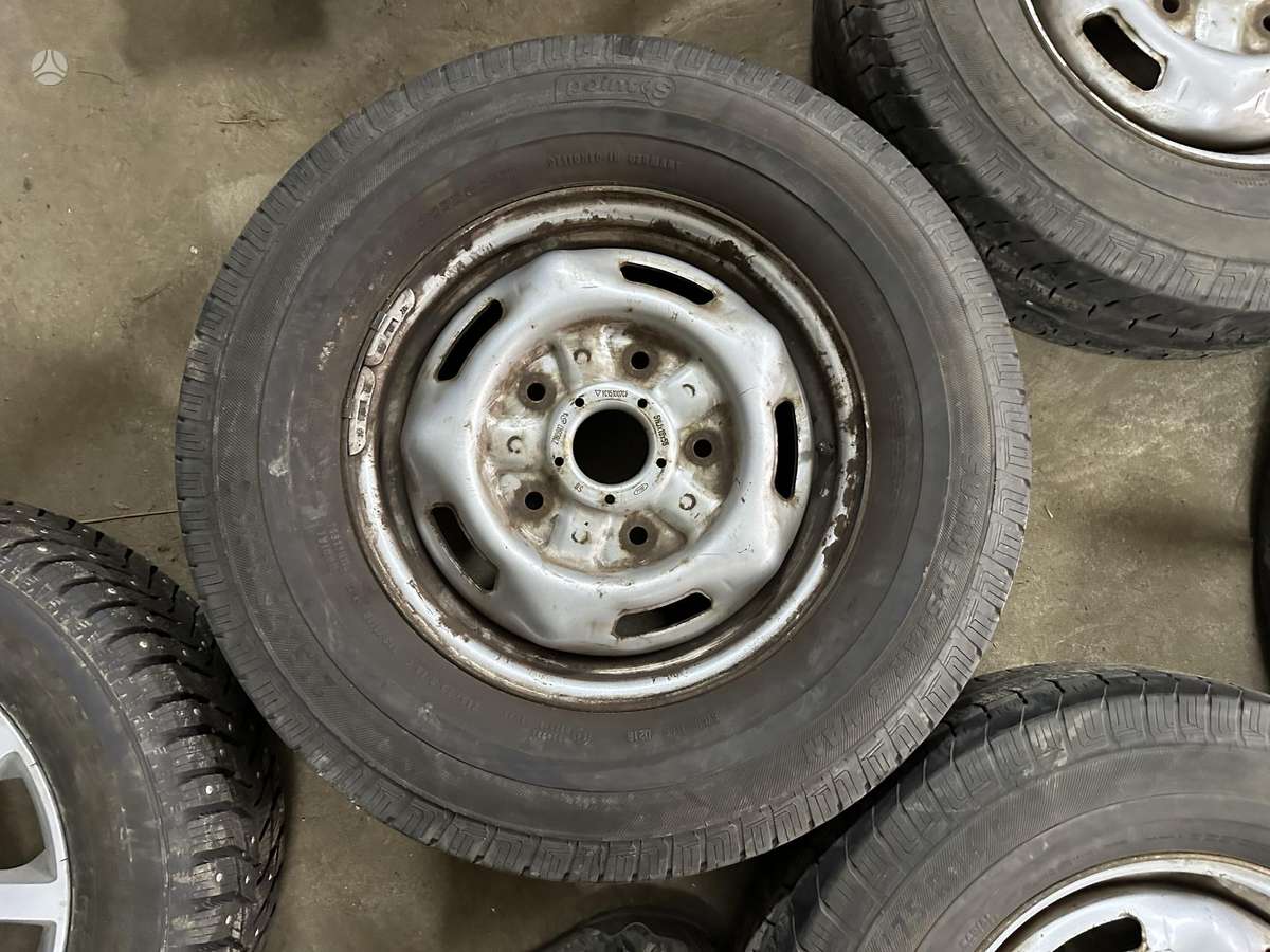 Ford, plieniniai štampuoti, R16