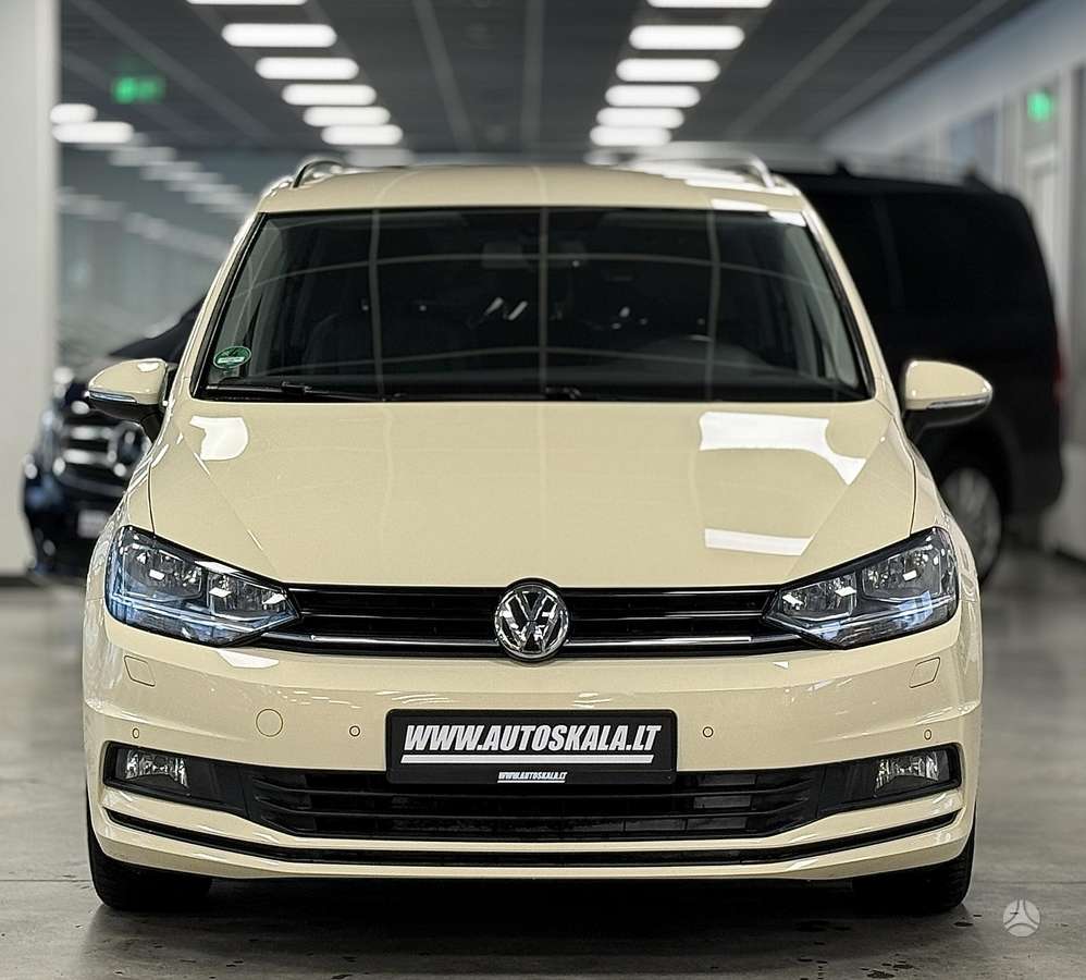 Volkswagen Touran - 3