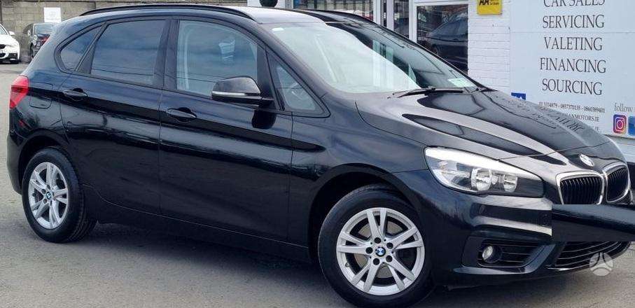 BMW 225 Active Tourer Europa xenon