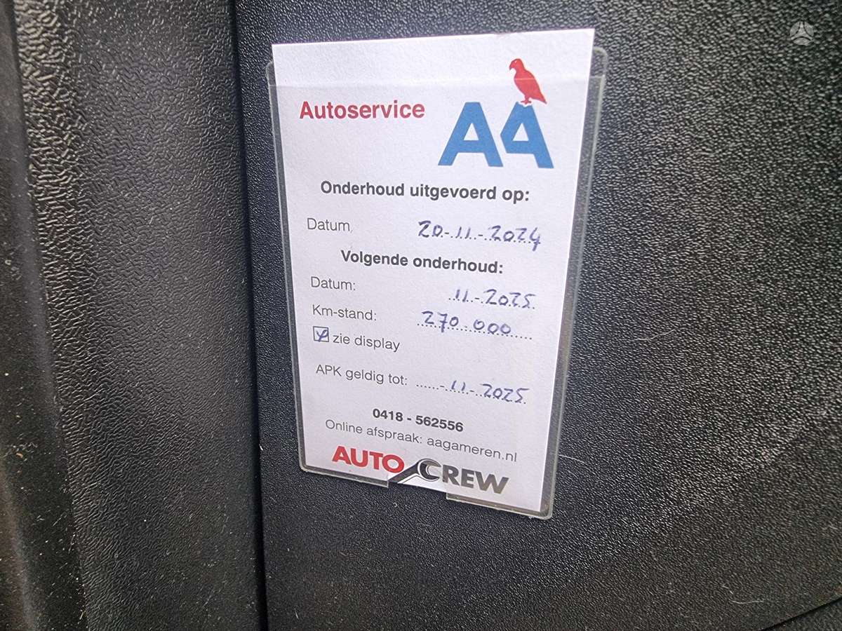 Volvo V40, 1.6 l., hatchback
