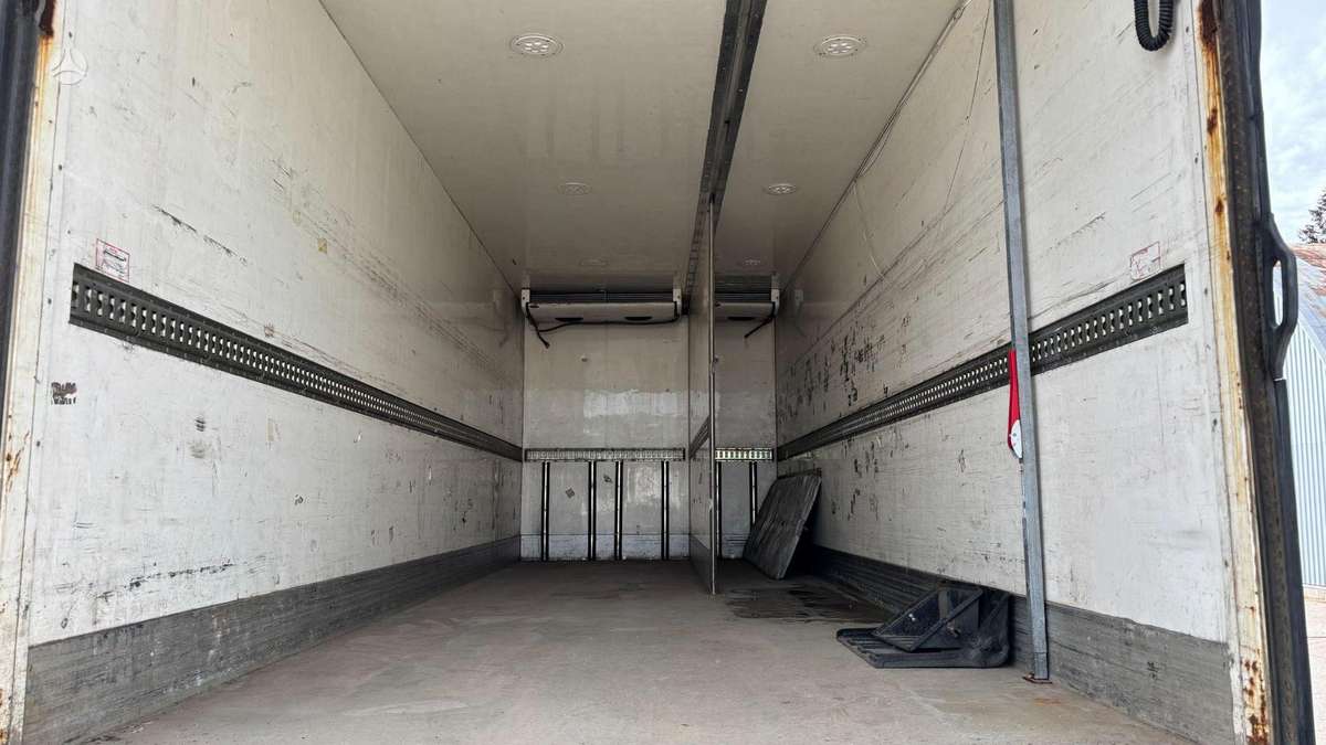 Volvo FL240, refrigerated trucks