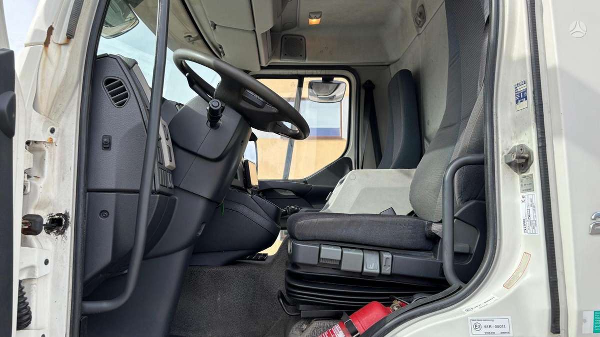 Volvo FL240, refrigerated trucks