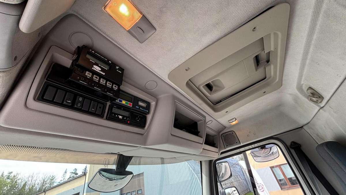 Volvo FL240, refrižerātori