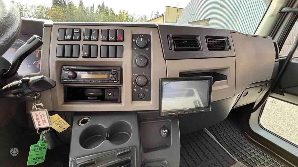 Volvo FL240, refrižerātori