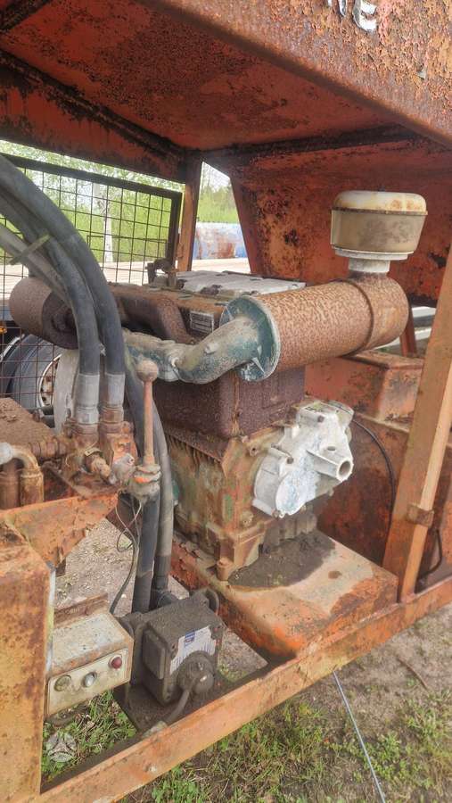 Power screen FINLAY, cкрининги