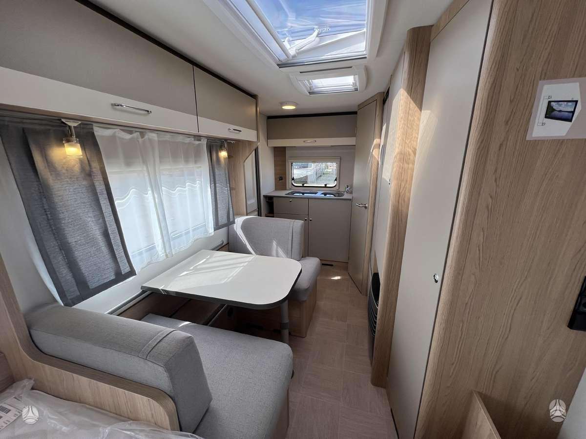 LMC SASSINO 450D, caravans