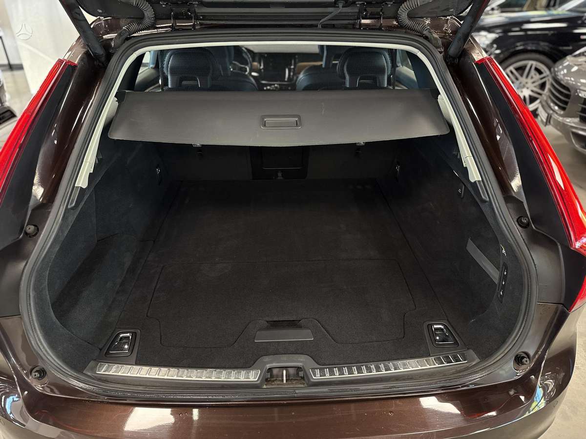 Volvo V90, 2.0 l., wagon