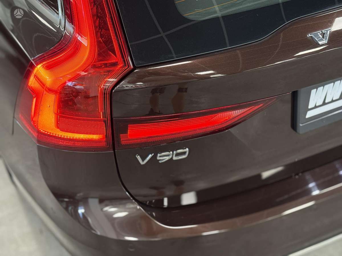 Volvo V90, 2.0 l., wagon