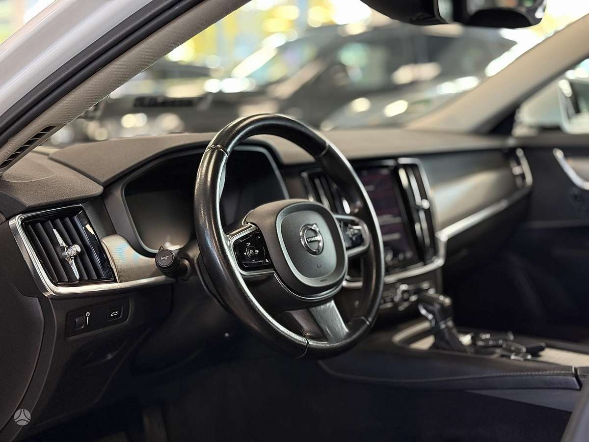 Volvo V90, 2.0 l., Универсал