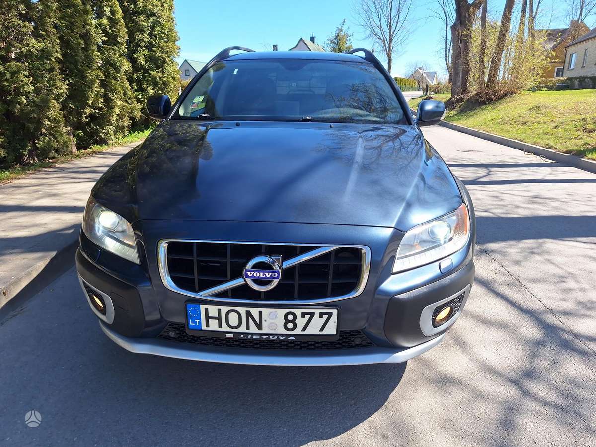 Volvo XC70, 2.4 l., wagon