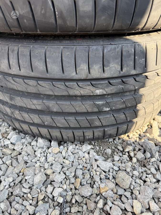 Minerva, vasaras 235/35 R19