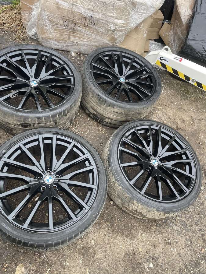 BMW, lengvojo lydinio, R22