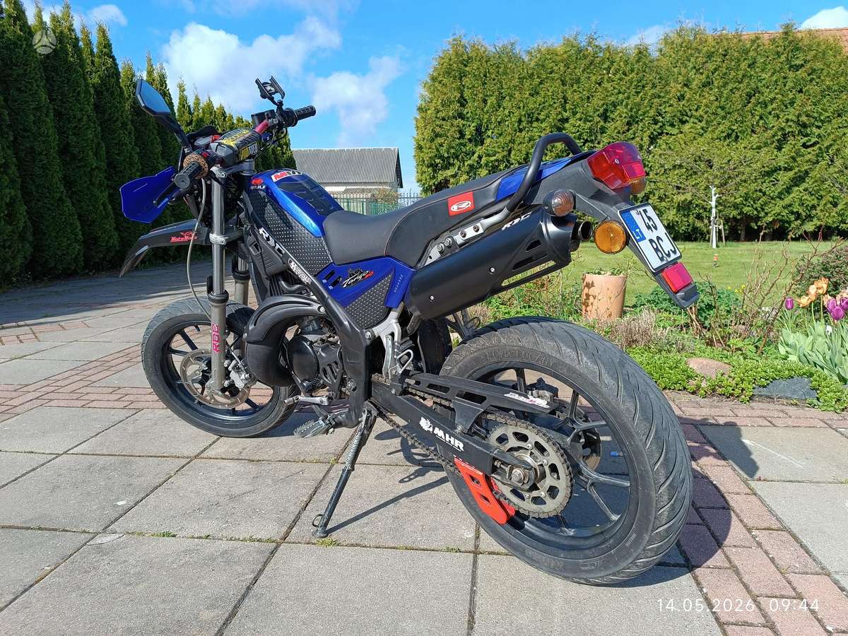Rieju MRT 50cc, supermoto