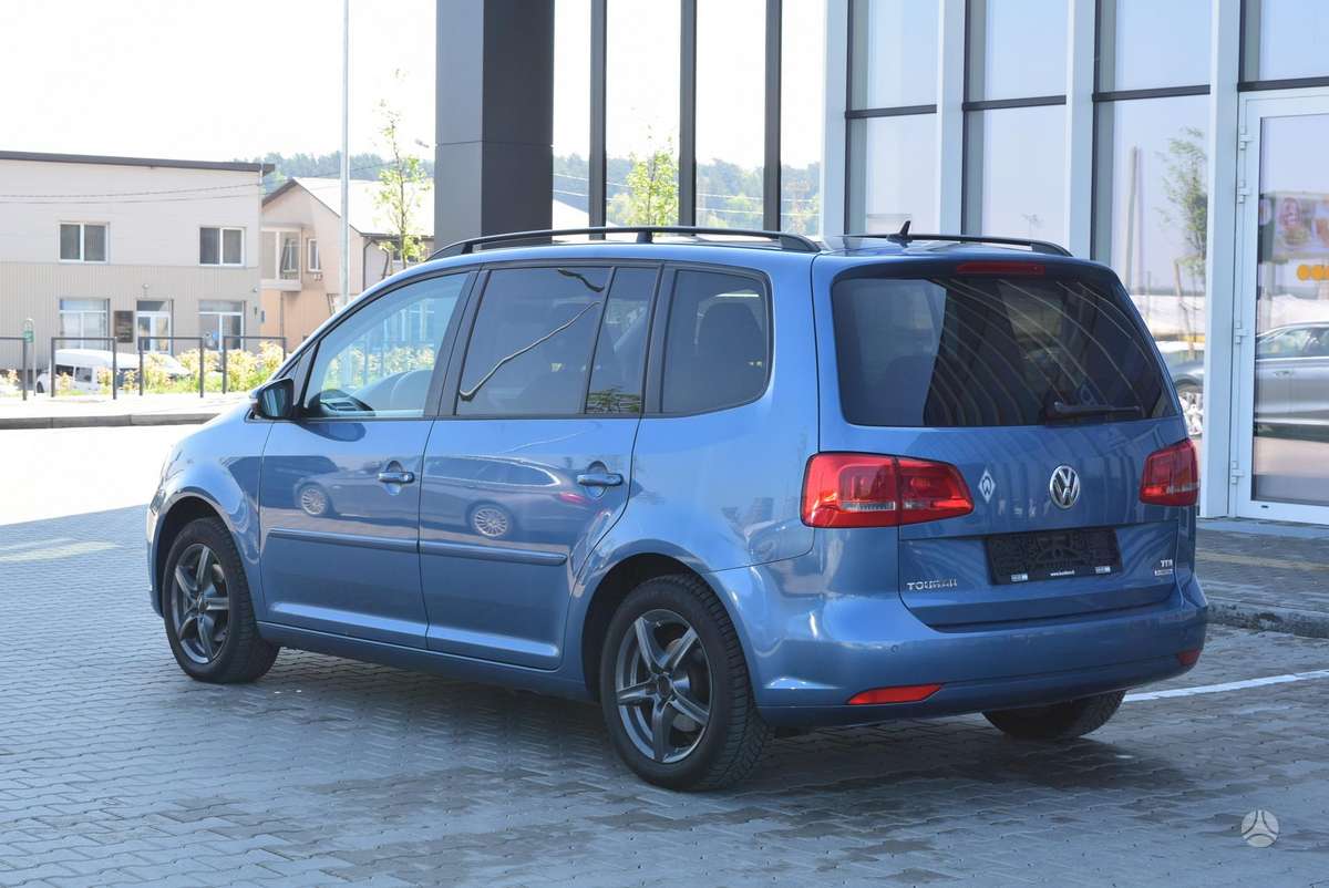 Volkswagen Touran - 6