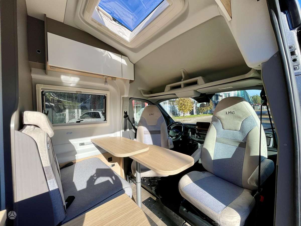 LMC Innovan 590C, туристическиe автомобили