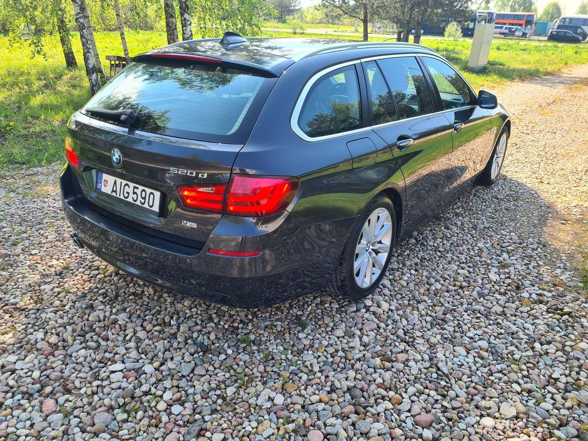 BMW 520, 2.0 l., wagon