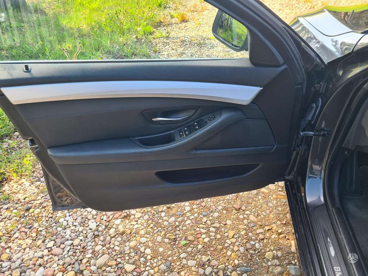 BMW 520, 2.0 l., universalas