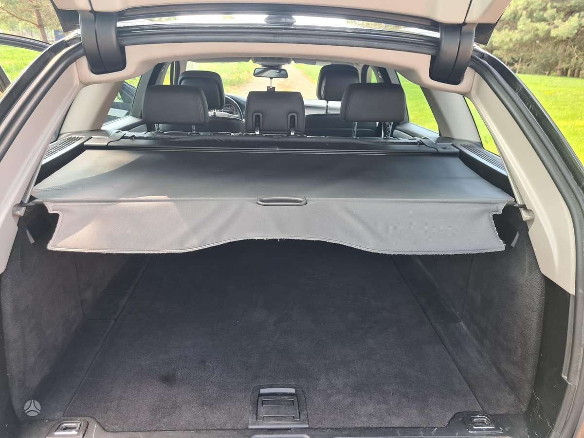 BMW 520, 2.0 l., wagon