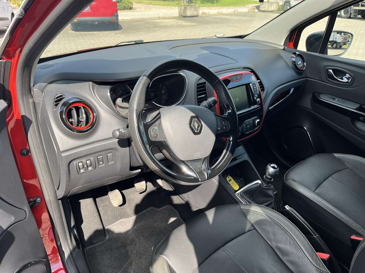 Renault Captur, 1.5 l., off-road / crossover