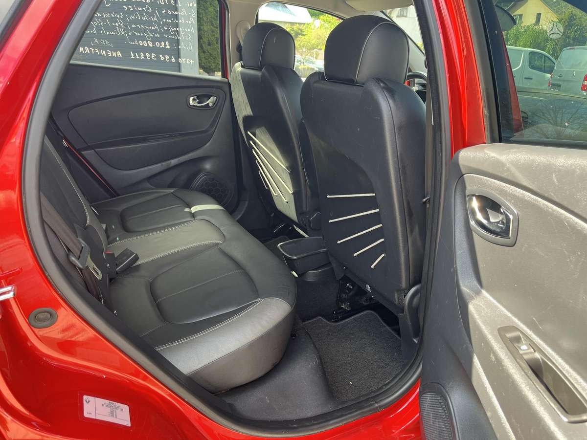 Renault Captur, 1.5 l., Внедорожник / Кроссовер