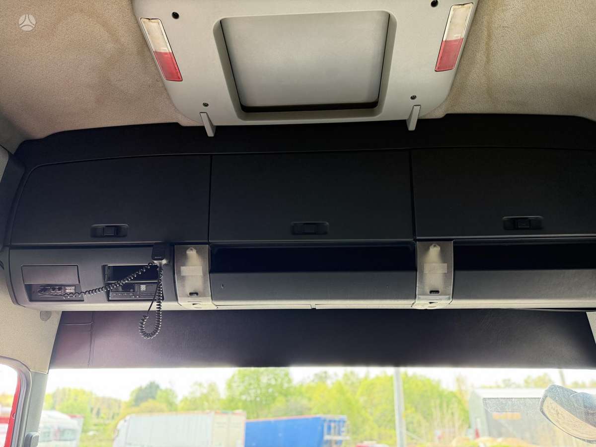 MAN TGX-440 MEGA, double sleeper