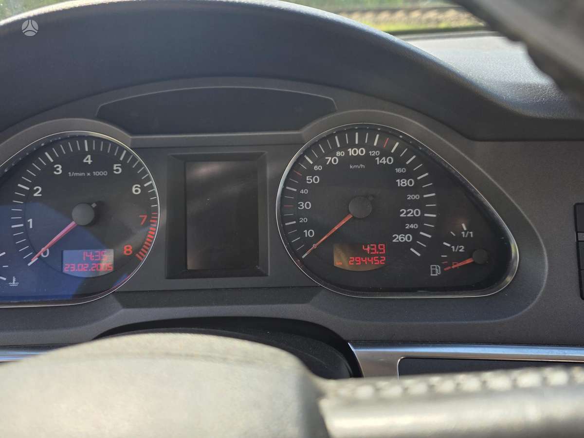 Audi A6, 2.4 l., universalas