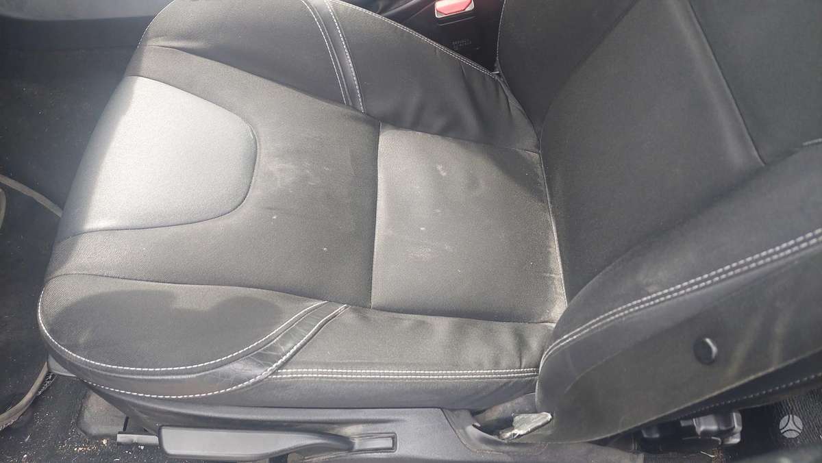 Volvo V40, 2.0 l., Хэтчбек