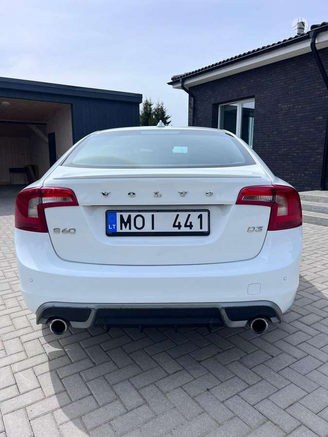 Volvo S60, 2.0 l., Седан