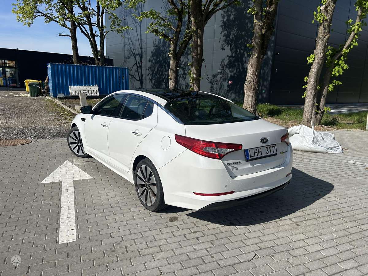 Kia Optima, 1.7 l., sedanas