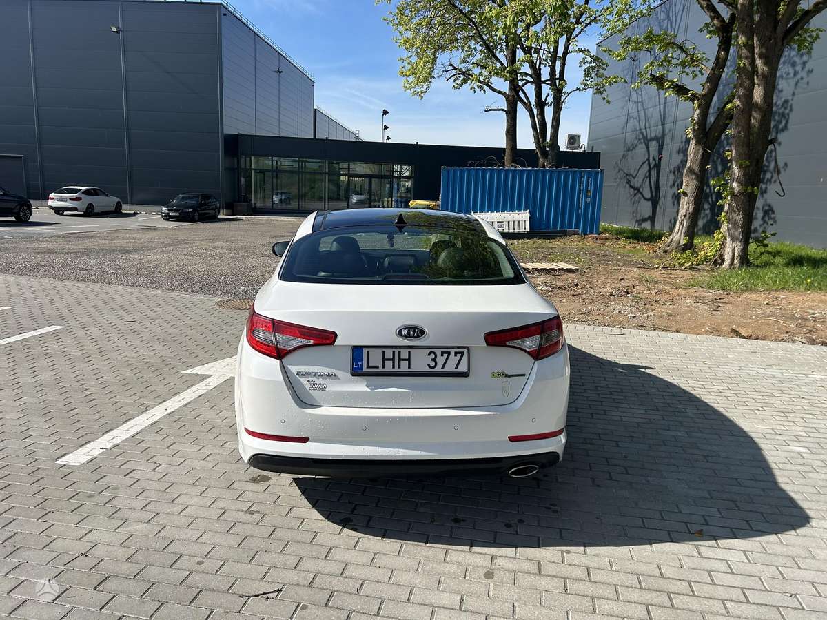 Kia Optima, 1.7 l., sedanas