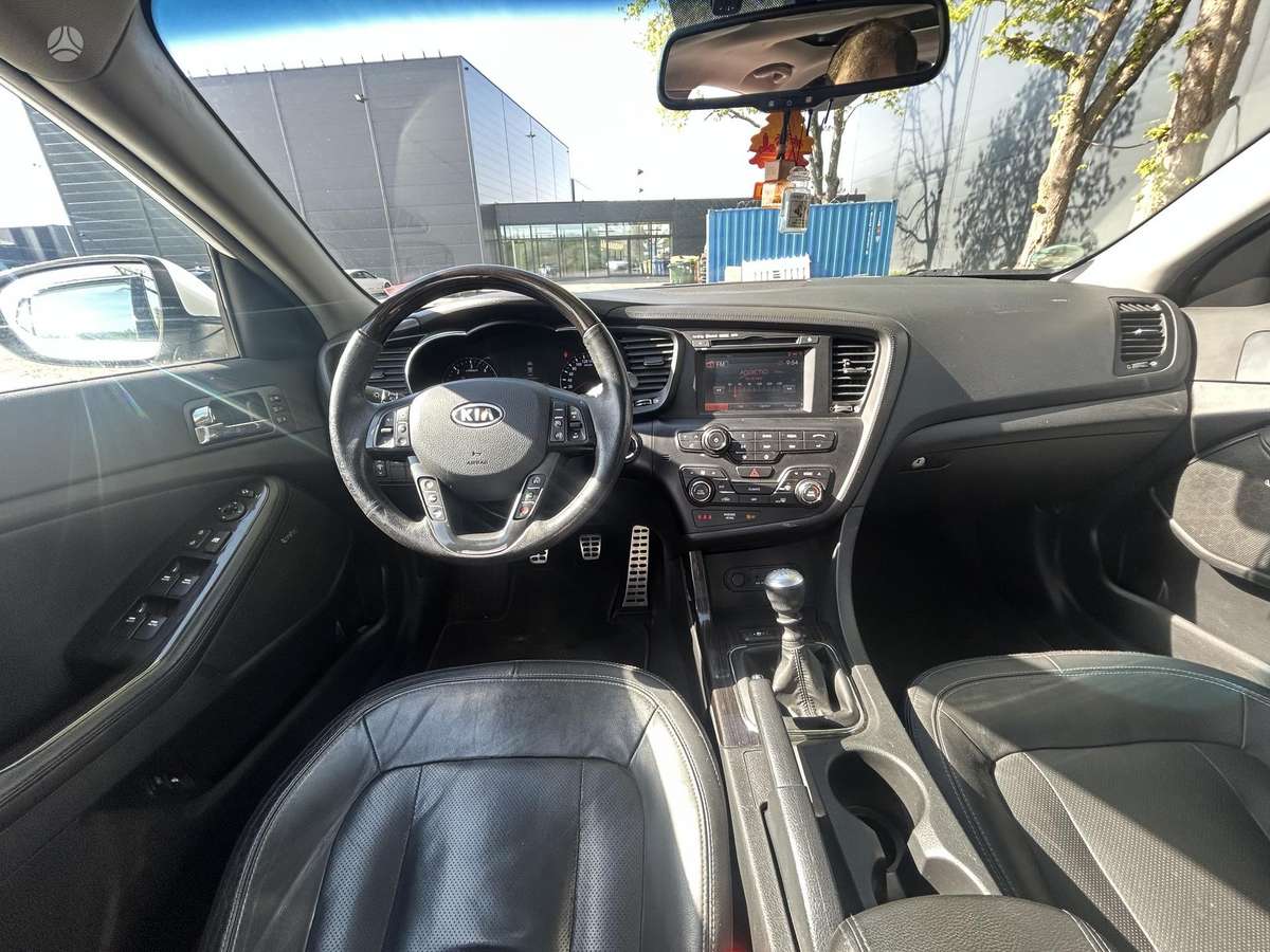 Kia Optima, 1.7 l., sedanas