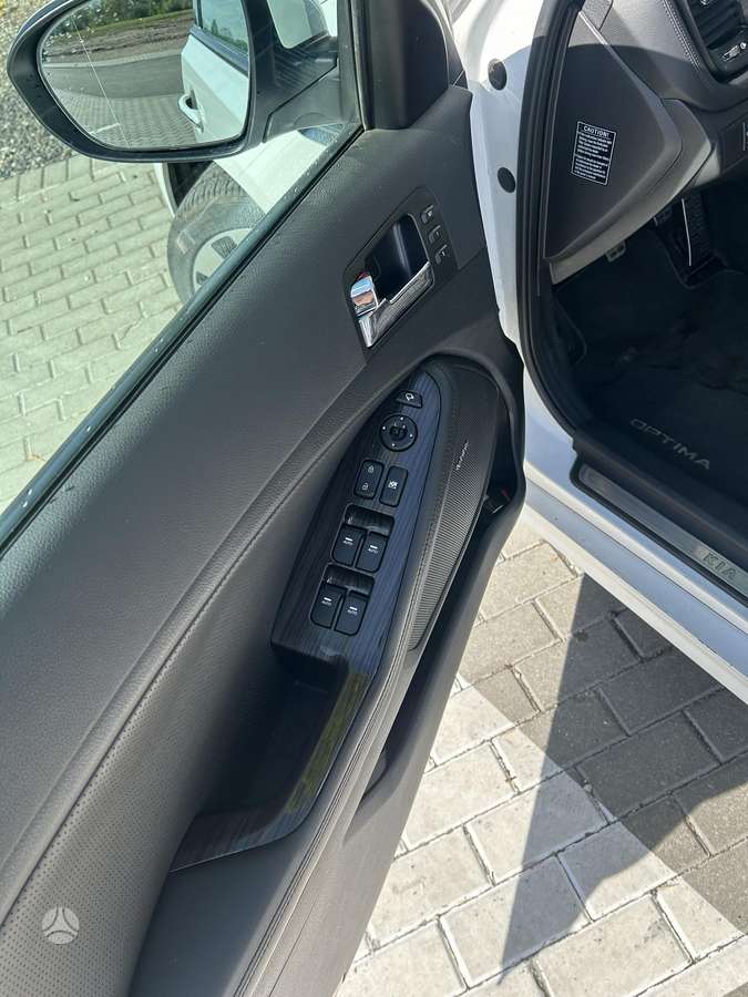 Kia Optima, 1.7 l., Седан