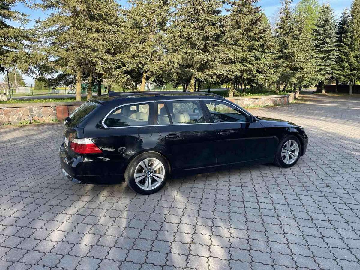 BMW 520, 2.0 l., wagon