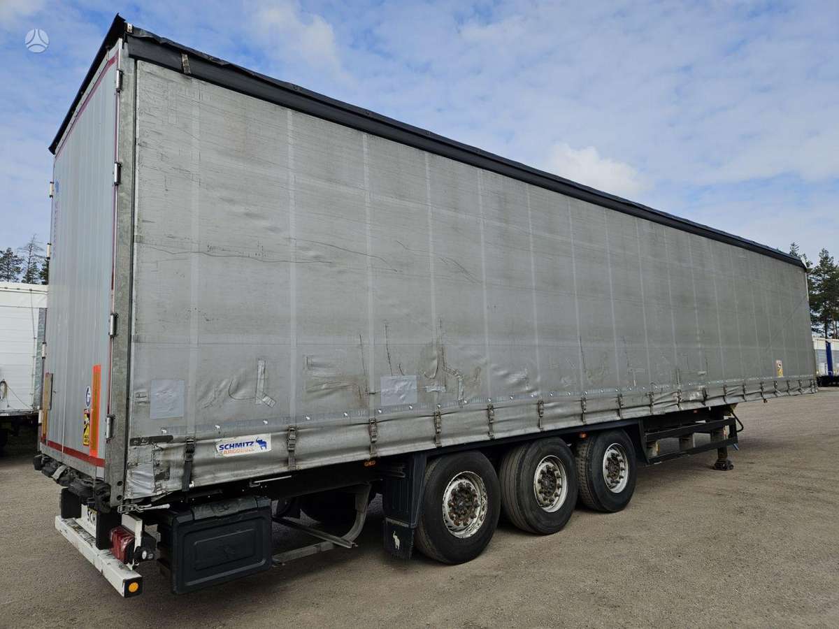 Schmitz SCS 24, užuolaidinės / tentinės