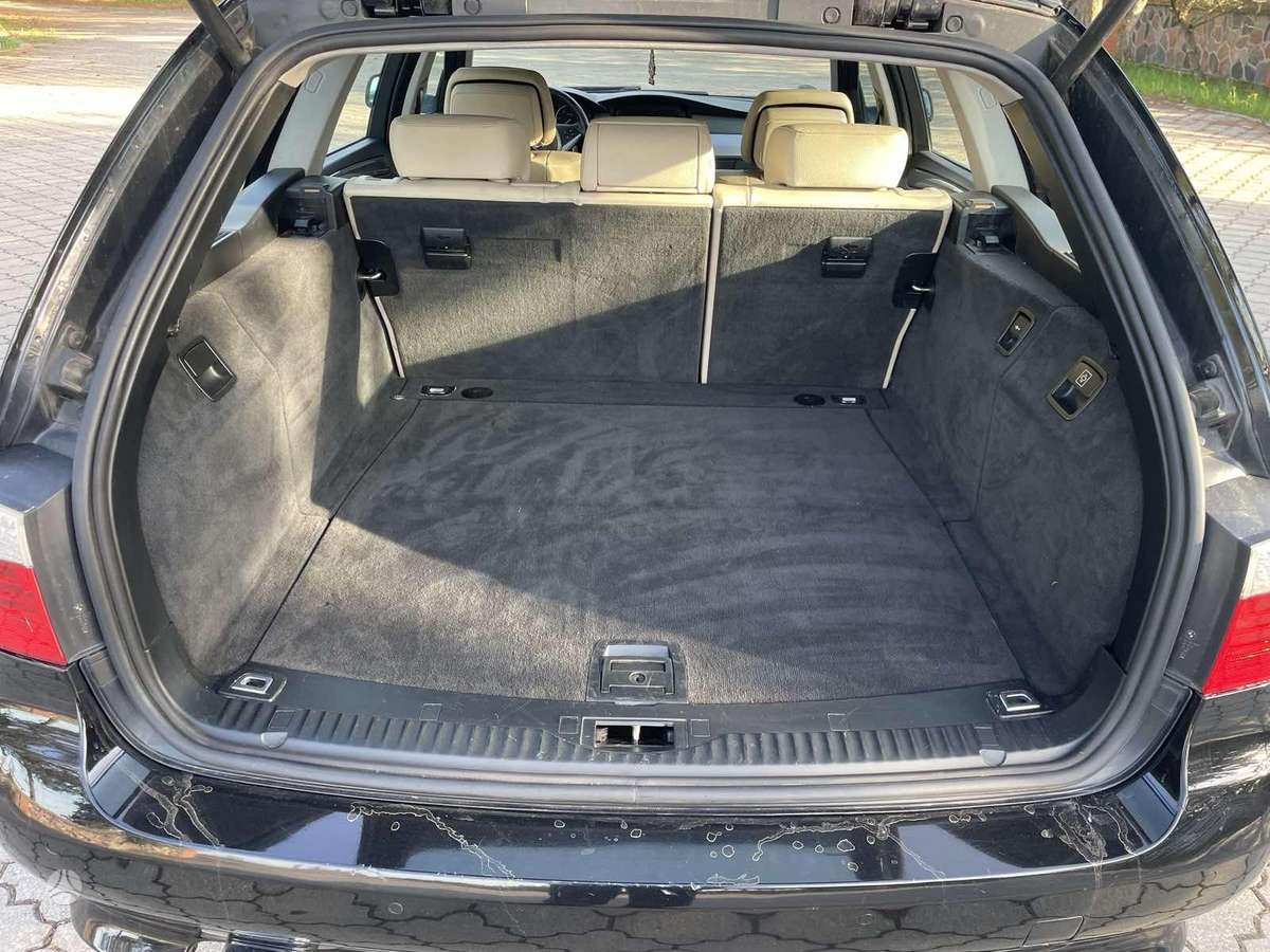 BMW 520, 2.0 l., wagon