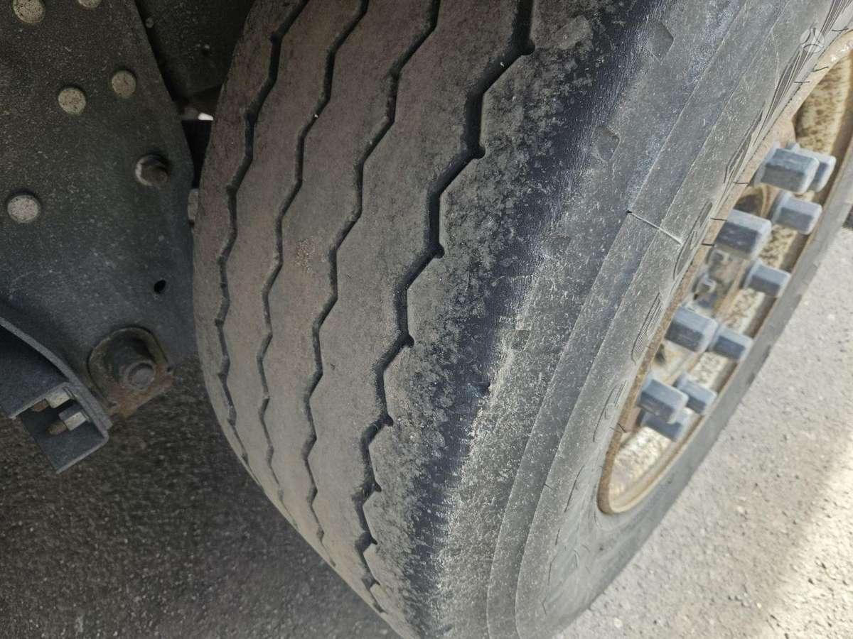 Schmitz SCB*S3T, užuolaidinės / tentinės