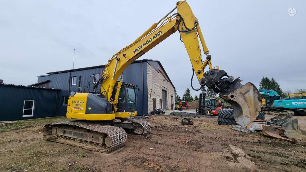New Holland KOBELCO E235BSR-2, 3D SISTEMA, экскаваторы