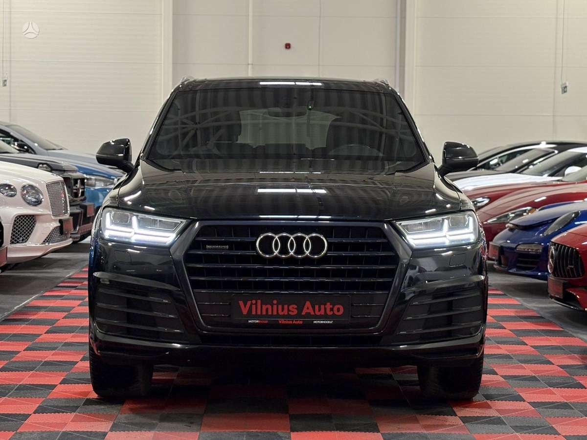 Audi Q7, 2.0 l., off-road / crossover